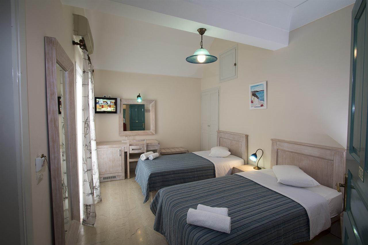 Hotel Andreas Kamari  Bagian luar foto