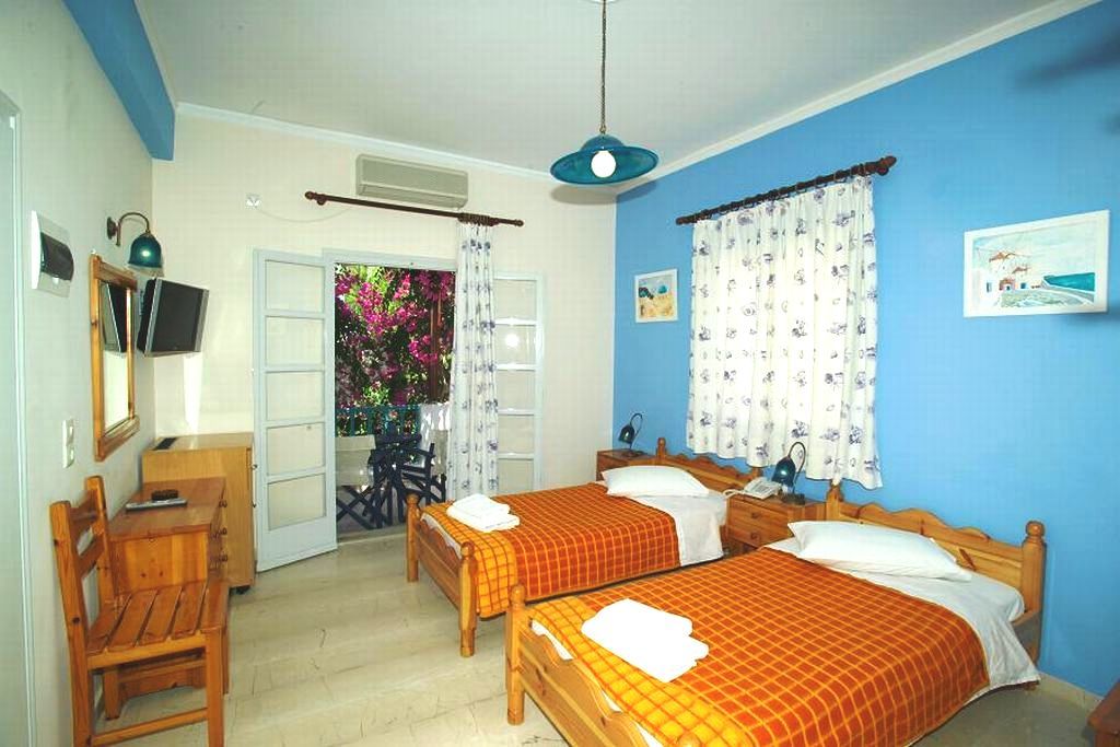 Hotel Andreas Kamari  Bagian luar foto